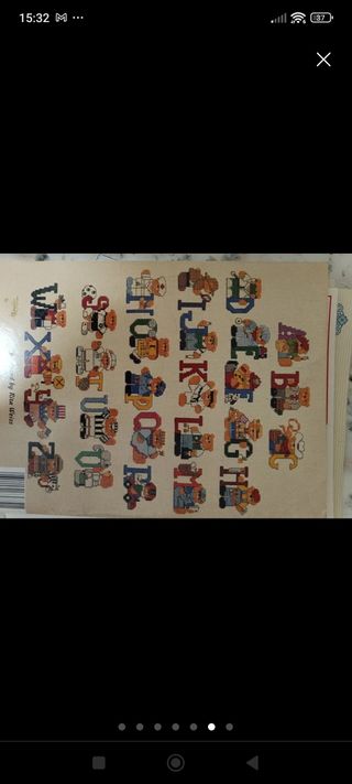 Revista infantil abecedario punto de cruz