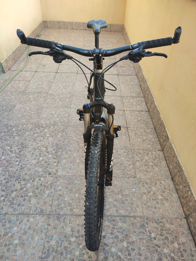 Bicicleta Giant Talon L. Regalo soporte.