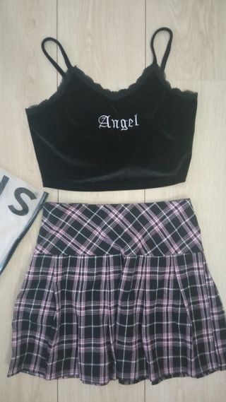 Top Ángel & Falda negra y lila sin estrenar 