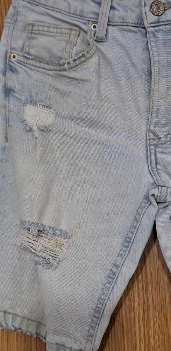 Bermudas Vaqueras Desgastadas