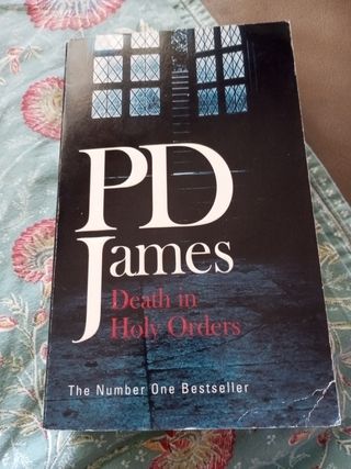 Death in Holy Orders (Adam Dalgliesh Mystery Se...
