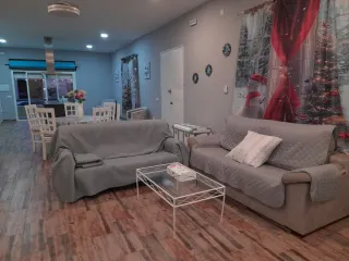 Casa rural  Sierra Cadiz  con chimenea y piscina