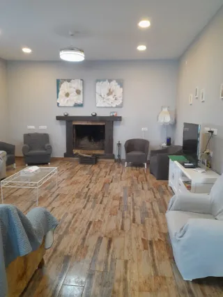 Casa rural  Sierra Cadiz  con chimenea y piscina