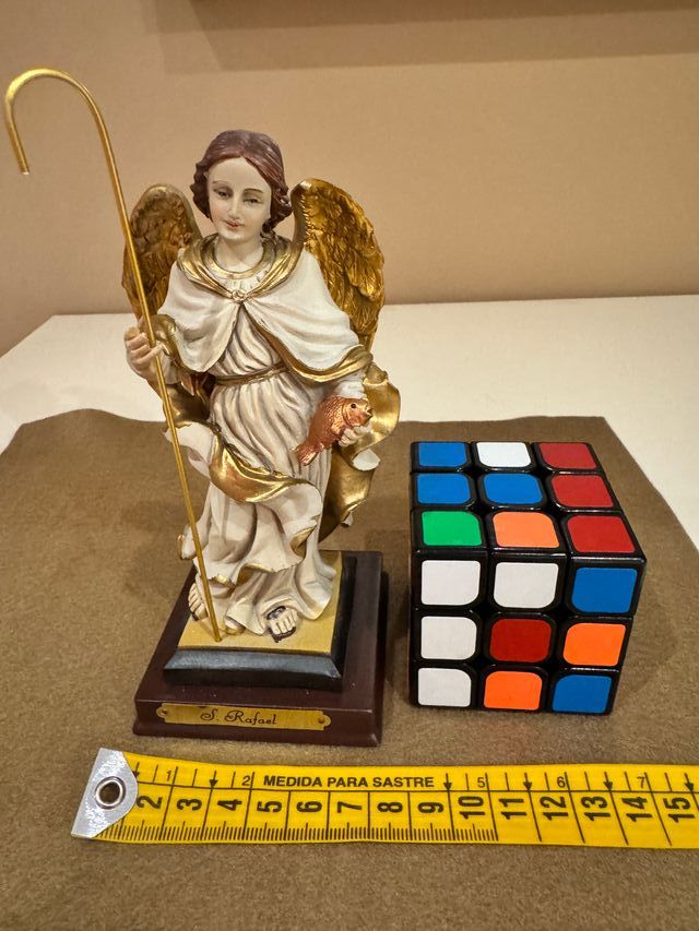 Figura San Rafael Arcángel