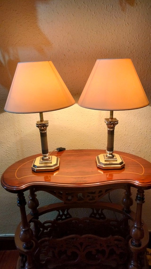 GRANDI PAGLIE DI LAMPADE COLONNE ROMANE IN BRONZO