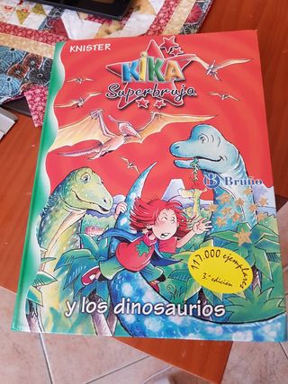 Kika Superbruja y los dinosaurios (Kika Superbr...