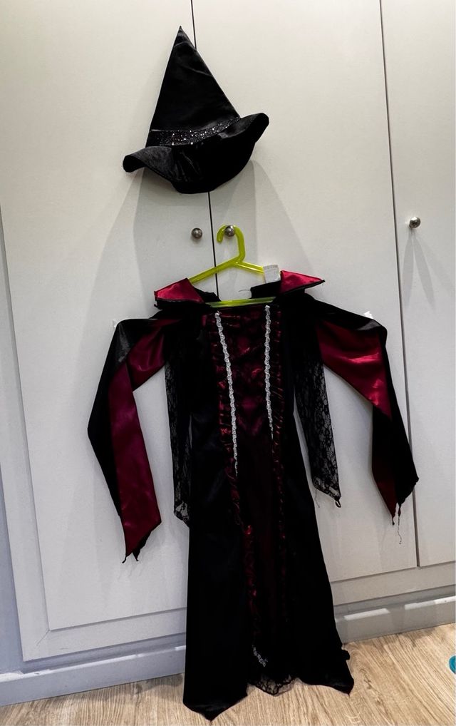 Disfraz de bruja gótica!
