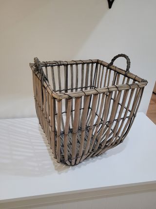 Cesta mimbre cuadrada vintage