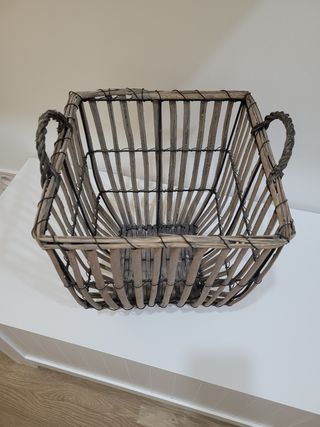 Cesta mimbre cuadrada vintage