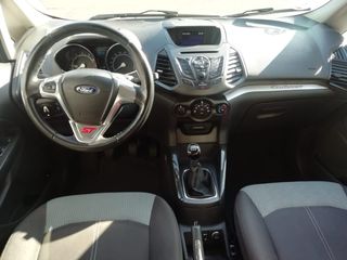 Ford EcoSport 2015