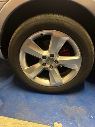 se venden SOLO Llantas  ET 43 Audi 18" Originales