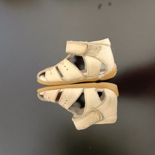 Sandálias bebé 18