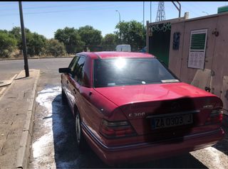 Mercedes-Benz Clase E 300 W124 Año 1994 Diciembre