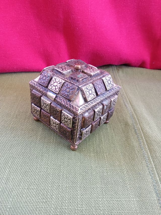 Cofanetto portaoggetti etnica