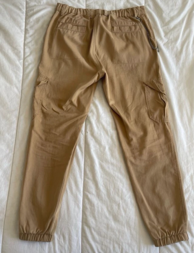 Pantalones Bershka Carrot Fit Beige