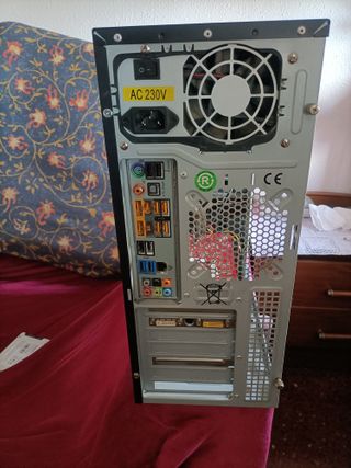 Torre PC AMD Athlon II X3 455
