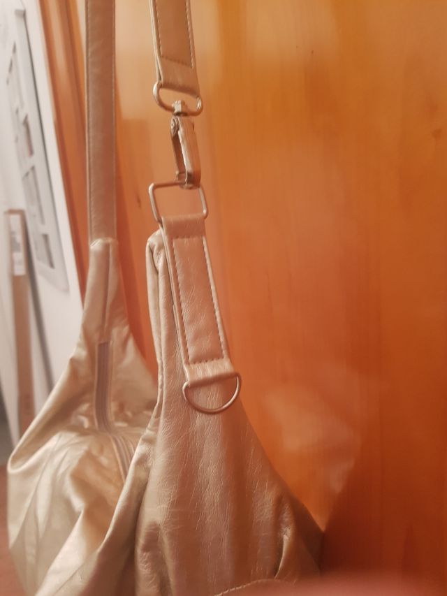 Bolso bandolera dorado