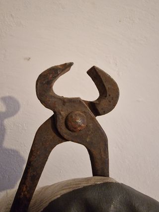 LAST PRICE Tenaglia antica in ferro