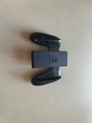 Nintendo Switch rojo y azul + accesorios y juegos