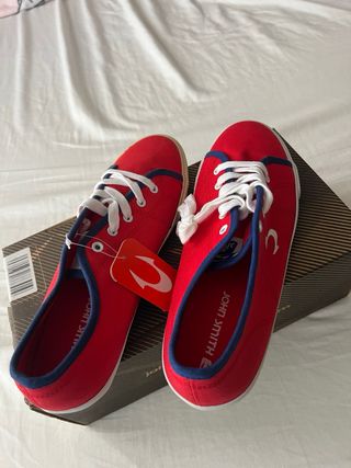 Zapatillas Jonh Smith rojas y azules