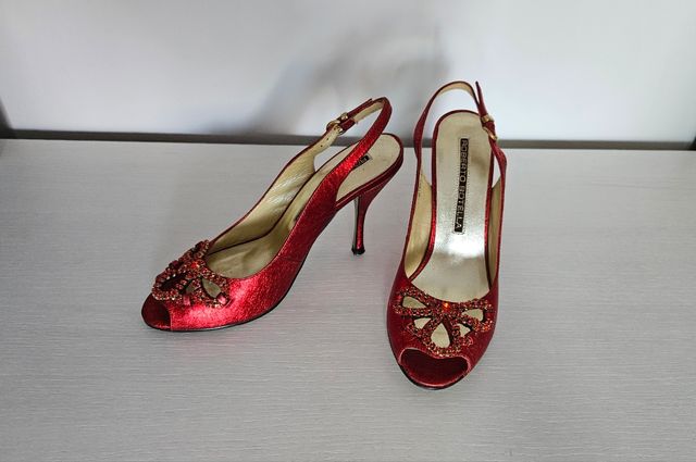 Sandalia tacón rojo Roberto Botella 37