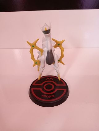 Figura Pokémon Arceus