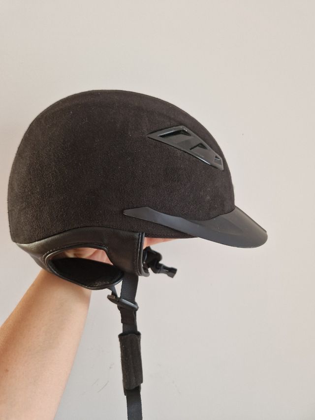 Casco hípica Back on Track EQ3.