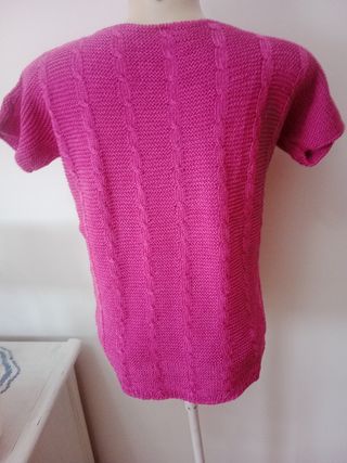 Suéter rosa fucsia hecho a mano