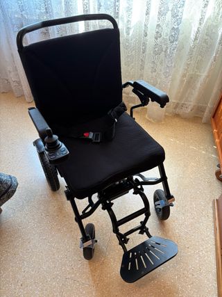 Silla ruedas eléctrica Vermeiren plegable