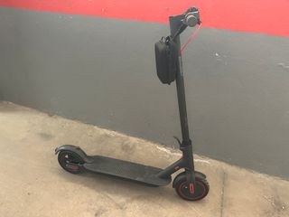 Xiaomi Mi Scooter Pro 1