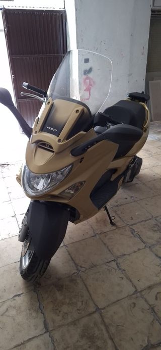 Kymco Xciting 500 - Scooter