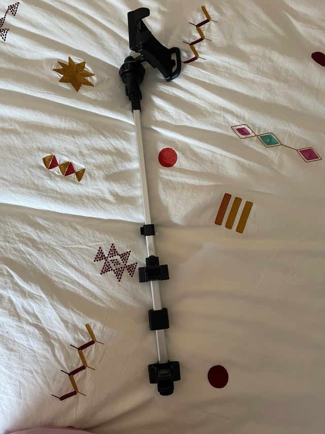 Soporte móvil extensible para móvil