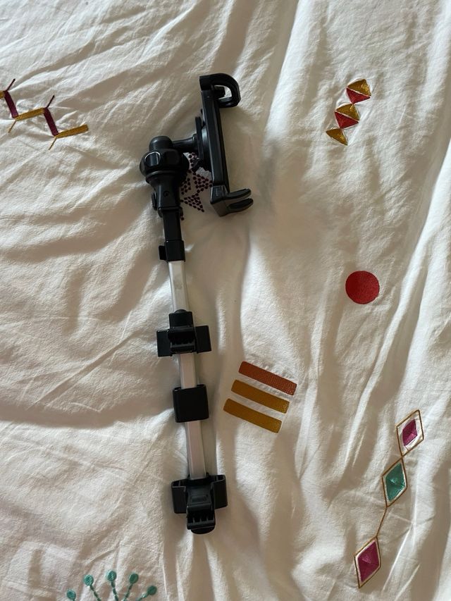 Soporte móvil extensible para móvil