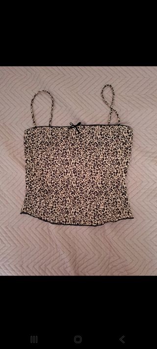 Top Bershka leopardo