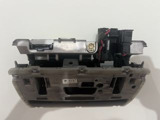 Pantalla Audi Alpine ZSB: 8V0 857 273 M