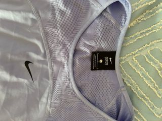 Top Nike Pro - Lila - Talla L