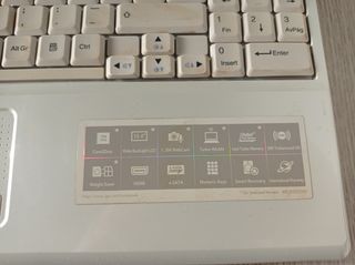 Portátil LG R510 - Violeta y Negro