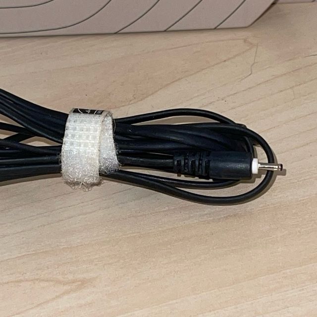 Cargador Nokia Original (punta fina)