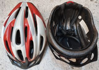 2 Cascos bicicleta talla L. Rojo-Blanco