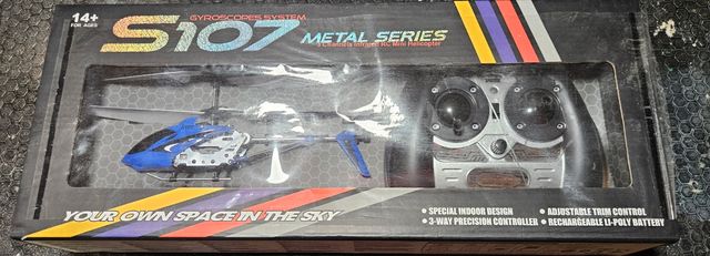 Helicóptero RC S107 Metal Series