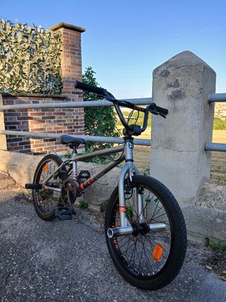 OFERTA! BMX 20" gris - Bicicleta usada