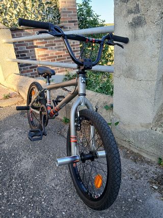 OFERTA! BMX 20" gris - Bicicleta usada