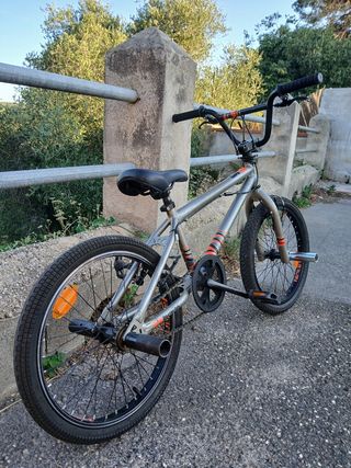 OFERTA! BMX 20" gris - Bicicleta usada