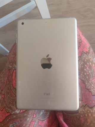 iPad mini Apple - Funda morada