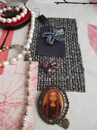 Bisutería multicolor