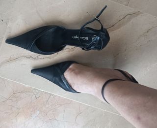 Zapatos Loui negros tacón aguja