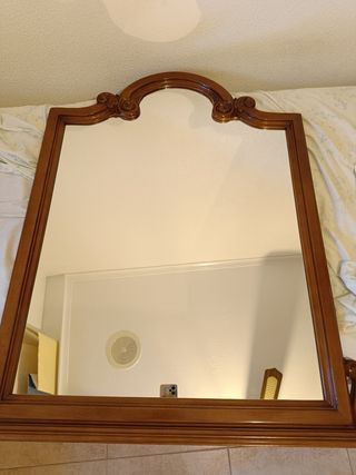 Espejo madera marrón antiguo