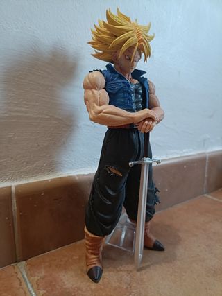 Figura Trunks (adulto)