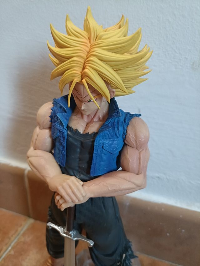 Figura Trunks (adulto)