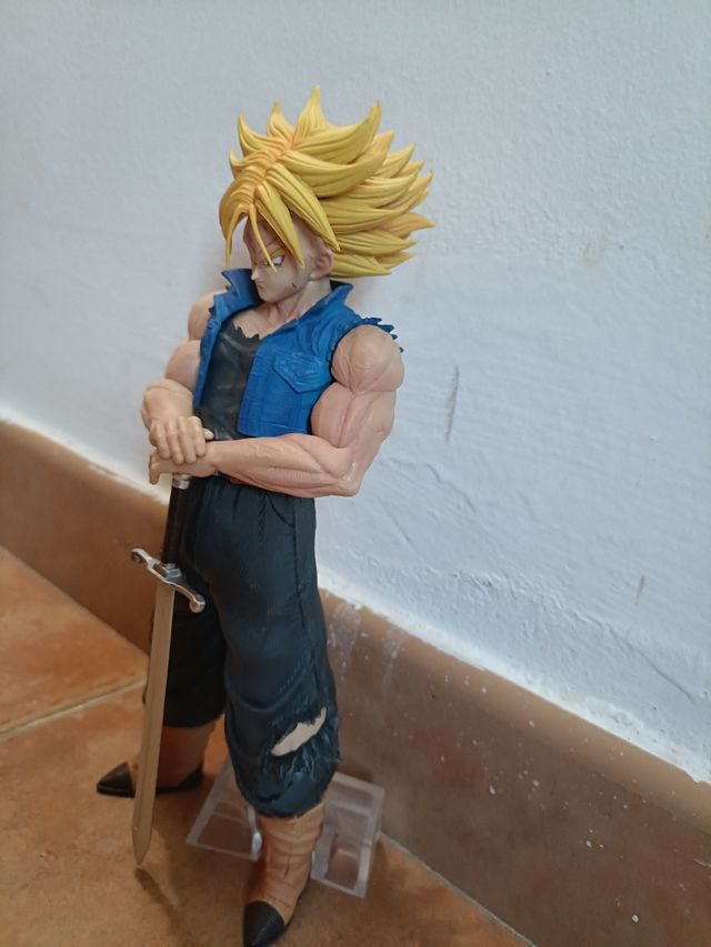 Figura Trunks (adulto)